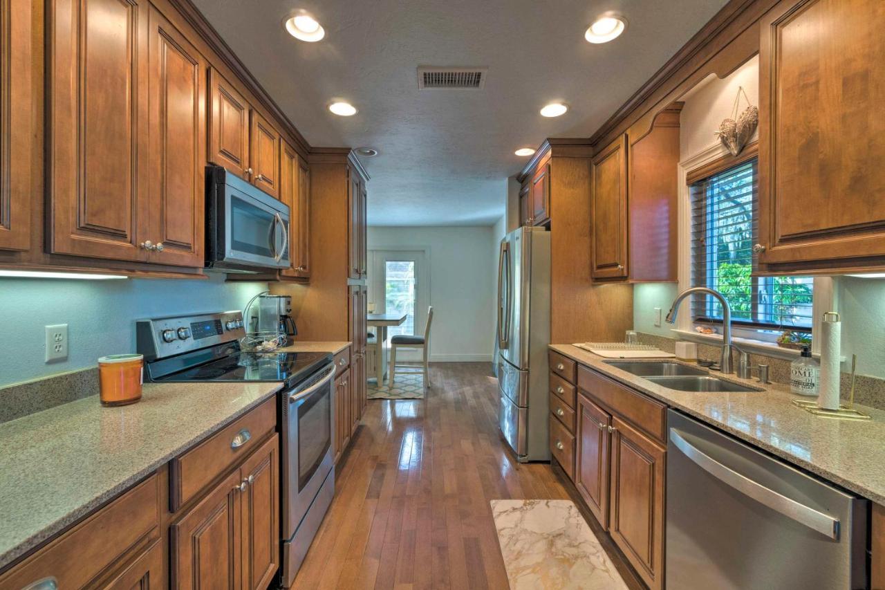 Bright Sarasota Bungalow - 5 Mi To Siesta Beach! Екстериор снимка